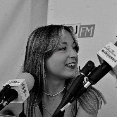 ColineJsd's profile picture. Étudiante à l’EDJ de Nice