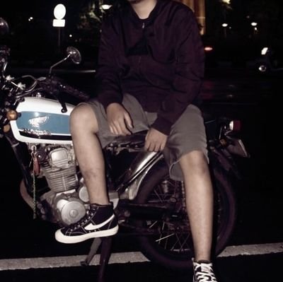 momoskayy's profile picture. 