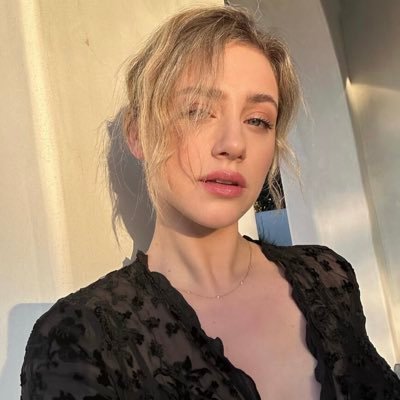 happy_joseph28's profile picture. Secure, single, and open to someone who matches my drive and energy.   Peace over drama. Growth over gossip. Love over everything. 🌸