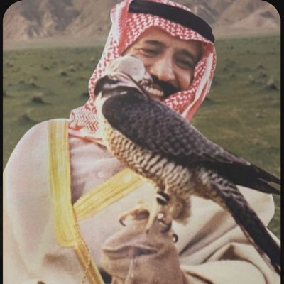 2i_eea's profile picture. اذكروا أمي وأخي بدعوة لعلها تؤنسهم بقبورهم.