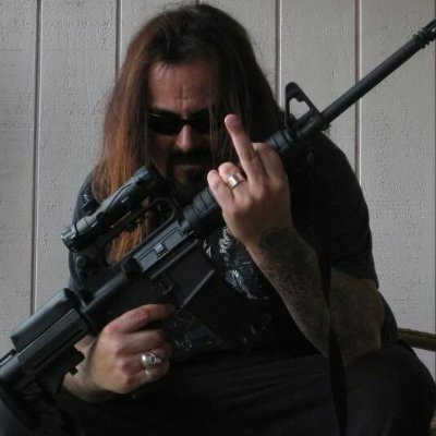 skiinheralive's profile picture. oi