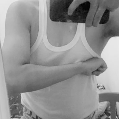 kcangrebus's profile picture. Isinya cuitan doang | available