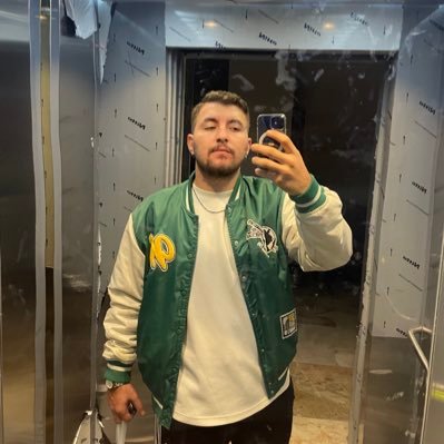 ozcanolkun_'s profile picture. 