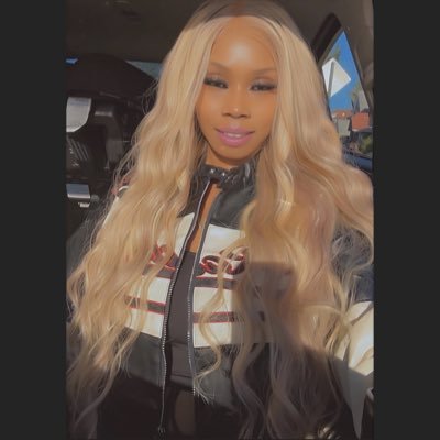 CookieTheeQueen's profile picture. #ChefCookie🍪 #taylorgang✈️ #momlife 👶🏽👶🏽 Nursing Student 👩🏼‍⚕️#LakersNation @Chuck_TayLORD👩🏼‍🤝‍👨🏽#BeyHive 🐝 #GGurls cashapp➡️ $misspbcookie