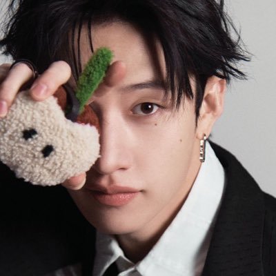 c9c7b__'s profile picture. she / 🔮 / bi recognises bi and bang chan is looking awfully familiar