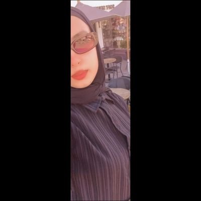 X_Amira_98's profile picture. 𝒚𝒐𝒖'𝒓𝒆 𝒐𝒏 𝒕𝒉𝒆 𝒈𝒓𝒐𝒖𝒏𝒅, 𝒕𝒉𝒆𝒓𝒆'𝒔 𝒏𝒐 𝒄𝒖𝒓𝒆 𝒇𝒐𝒓 𝒕𝒉𝒊𝒔 🤍