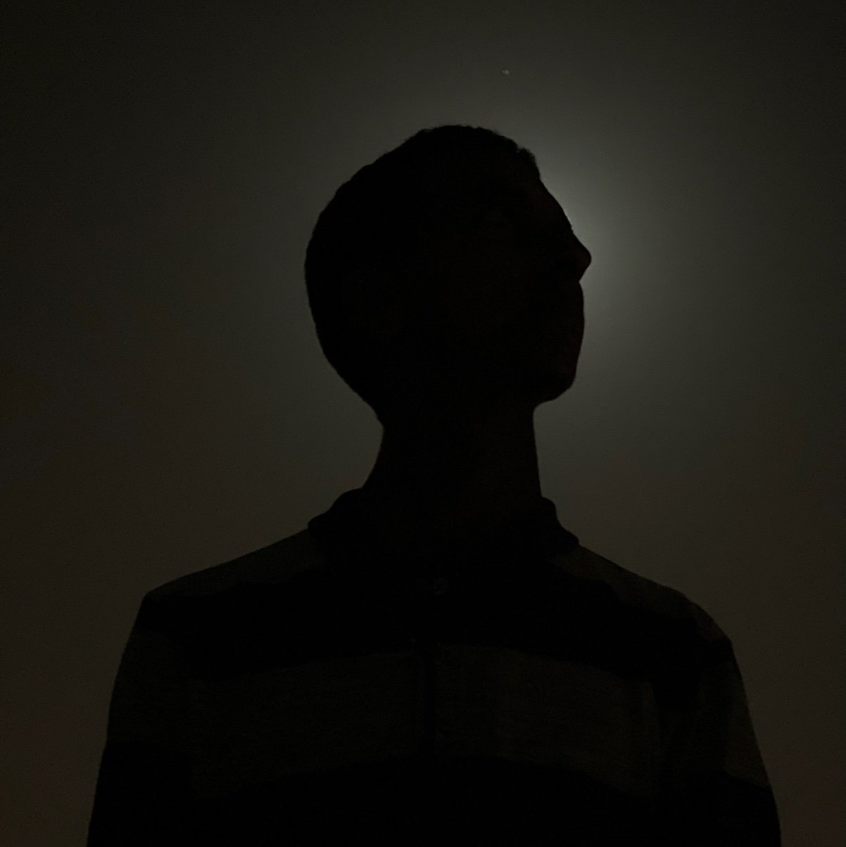 elyasl5's profile picture. 