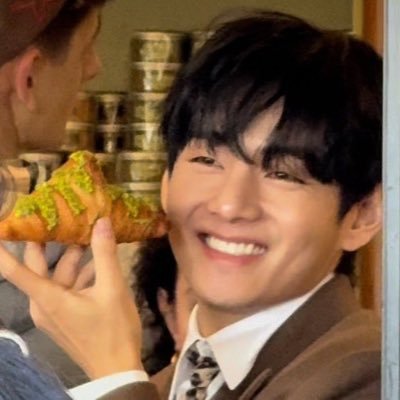 sayycheers's profile picture. 