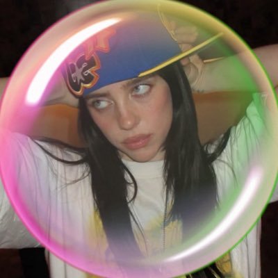 wayulooktonight's profile picture. little lesbian intern