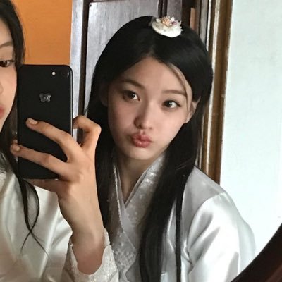 imnotwoojin's profile picture. #츄키단 #깡아단