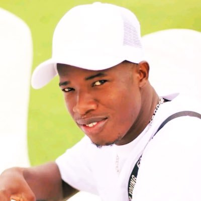 RealAshim256's profile picture. 