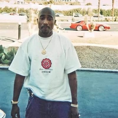 DelmerBusutu's profile picture. Never mind