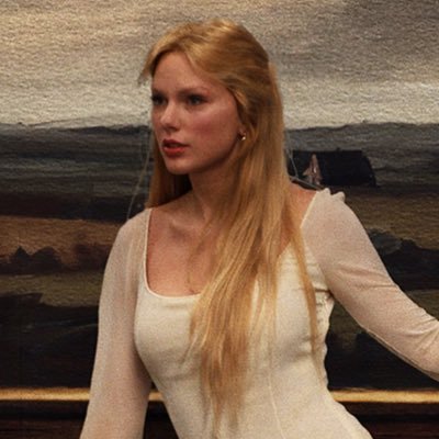 everlore_gaze's profile picture. 