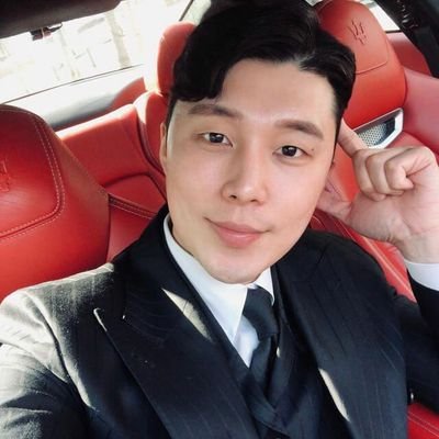 sumkim22's profile picture. Be like a moon, even alone it doesn't stop shining 🌙❤
Your life is yours..Not the life of others