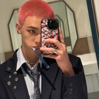 alilvskz_'s profile picture. ☆𝑵𝒖𝒎𝒃𝒆𝒓 𝒐𝒏𝒆 𝒈𝒊𝒓𝒍 𝒊𝒏 𝒚𝒐𝒖𝒓 𝒆𝒚𝒆𝒔...                                  
                   
 esp/eng
