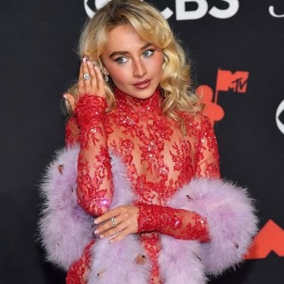 notparth_06's profile picture. he/him | Sabrina Carpenter enthusiast | Football enjoyer | Emotionally unavailable since short n' sweet