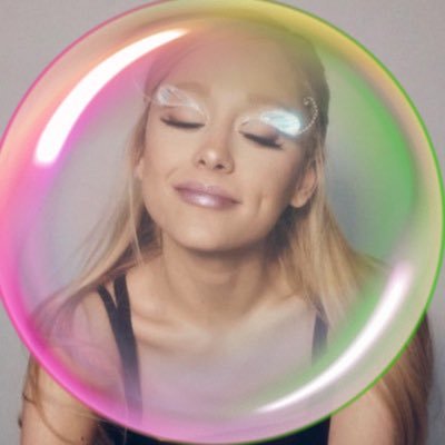 newpeedr's profile picture. arianagrandeೀ
