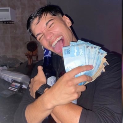 xuxa1v99's profile picture. f/a