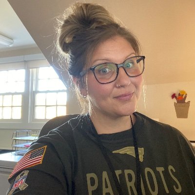 _Shlb_Rae_'s profile picture. 