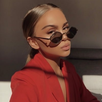 ZeynepyRomeo's profile picture. 𝐍'𝐚𝐩𝐢𝐦 𝐓𝐚𝐛𝐢𝐚𝐭ı𝐦 𝐁ö𝐲𝐥𝐞…🤷‍♀