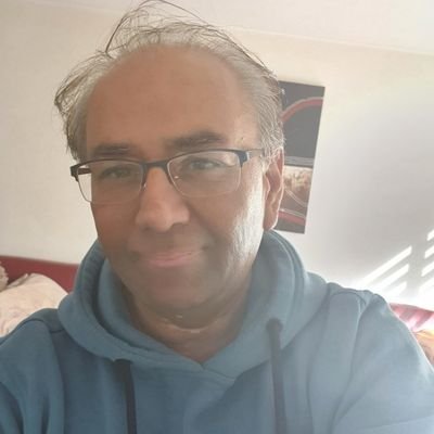 PanameraPOV's profile picture. 57, vader en ook al opa | No Guts No Glory | Post 4Fun | Enjoy Life | zzp-er Finance | Live & Let Live | probeert ook maar het juiste te doen 🍀💚✌️ | 🤗Leo🦁💪