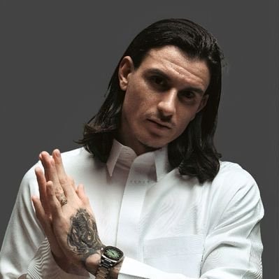 11Maram10's profile picture. سنكسب رهان الحياة يومًا 
ما كان جهادنا على أحلامنا عبثًا🤍
⁧