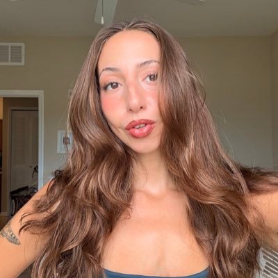 momogutierrrez's profile picture. When an angel knows your angles