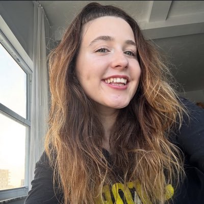 chloeandrew200's profile picture. 