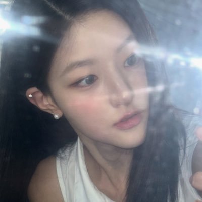neulbobsky's profile picture. #동글코 #하지만옆태는조각