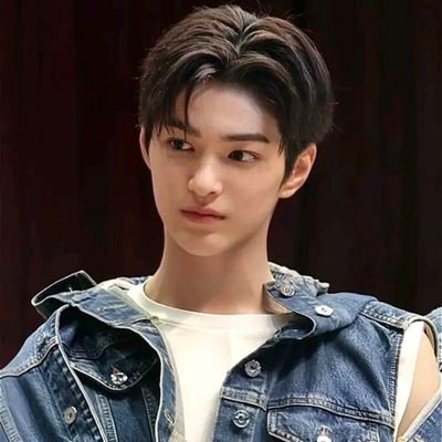 OhRenSa's profile picture. Ini akun fangirling punya Oren!😁hype hybe

army
carat
flover
moa
engene
fearnot
bunnies
lune
onedoor
sai
eyekons
aoring
ngortis(?)
loae and buddy too
| 03L