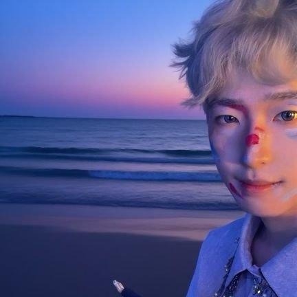 lzh2syq's profile picture. 