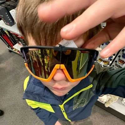 quertynoip's profile picture. just a boy lost in TVDU frames 🎞️ 
~ not impersonating anyone 💌