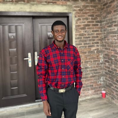 IamNerostic_'s profile picture. UI/UX Designer • https://t.co/JMQBAu8aWf. Geography 🎓