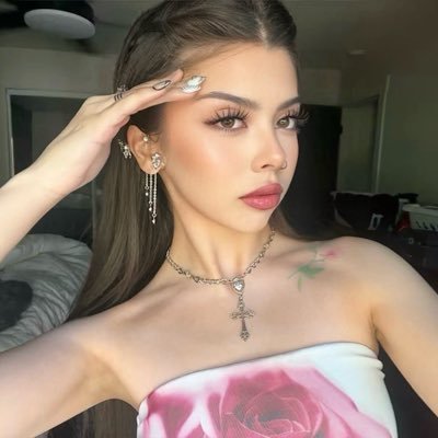 TheMikoChan's profile picture. intrusive thought shitposter & knower of everything