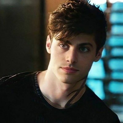 HoodedTerror's profile picture. Under The Red Hood.