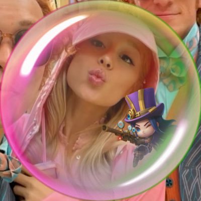 onibrry's profile picture. caitlyn fans ariana grande