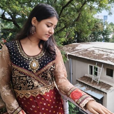 vaishthakre's profile picture. In a world chasing success,
I’m chasing meaning, purpose and truth.
♡BE KIND, STAY TRUE, SPEAK JUSTICE ⚖️
sharing my ART JOURNAL THOUGHTS 🌟
✩⃝͙⋆｡˚