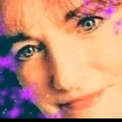 KimBledsoe14's profile picture. #ProudDemocrat #Blue🌊 #ItstheGuns #Lockhimup
#lgbtqAlley #Womensrights
#Beachgirlforlife🏖️
#NOLISTS🚫 #NODM🚫