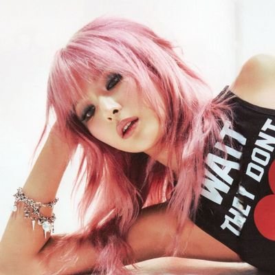 seungrabudinho's profile picture. ☥☭• vocês tem que entender a diferença entre gênero e sexo, gênero eu não tenho e sexo é o que vou ter com Lee Felix Yongbook  mais tarde :3