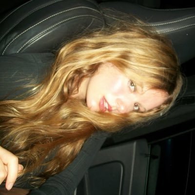 katbinha's profile picture. o raso não me seduz