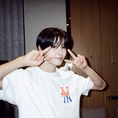 night_fever69's profile picture. 되면 한다