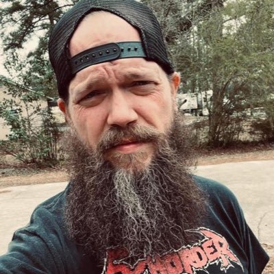 falsemetal4life's profile picture. 