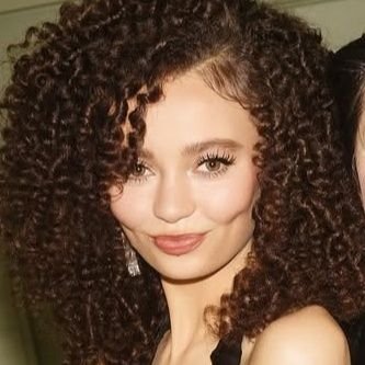 khalliw3ll's profile picture. approved by God