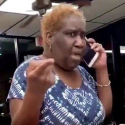 pinkcatfurrr's profile picture. 🫩