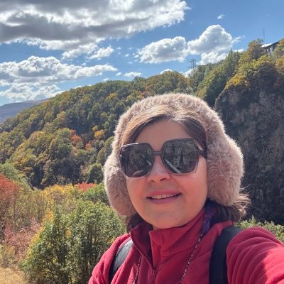 shima_bhd's profile picture. فعال در مناطق محروم/در حد توان حامی حیوانات بی پناه/شیرینی پز/متاسفانه اکانت قبلیمو از دست دادم/ریپُست به منظور اعتقاد شخصی بنده نیست