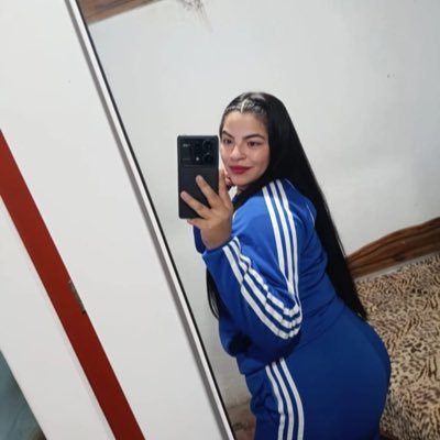 ezeh_josh2's profile picture. The head mistress 👑bikini queen👙online and real time domination ⛓😈