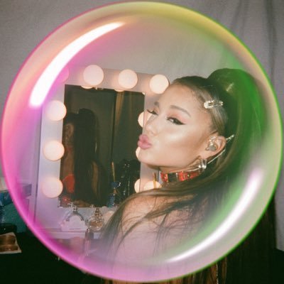 positi0nsj's profile picture. the light is coming, to give back everyting the darkness stole