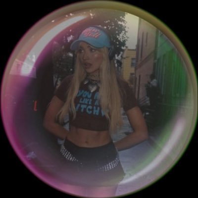 absolutebuny's profile picture. Never go to bed without kissin' goodnight