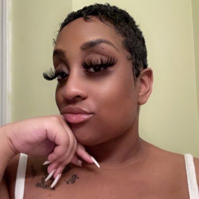 PrettyPaidLala's profile picture. Lala👑 27🌺 Dominican🇩🇴 Bisexual🌈 TRIBUTE FEE $50 💰UNBLOCK FEE $100 🪬 findom brat 👛