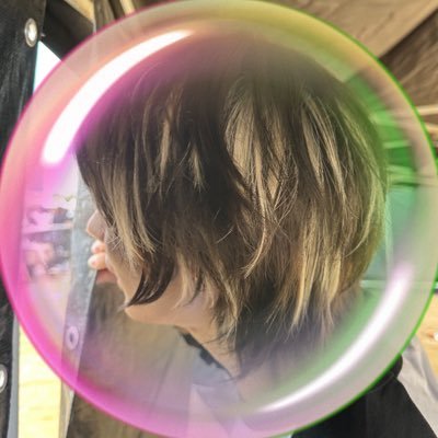 onlybrachio's profile picture. waiting for wicked 🩷💚 | acc got banned and lost all my oomfs 🫩